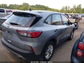 Ford Escape III 2021 Ford Escape 2021 Ford Escape S AWD 1.5 Benzyna 181KM, zdjęcie 3