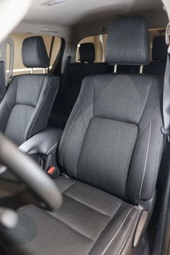 Toyota Hilux VIII Podwójna kabina Facelifting 2.8 D-4D 204KM 2024 Toyota Hilux 2.8 D-4D mHEV Double Cab Executive 4x4 aut 2.8 Diesel 204KM, zdjęcie 7