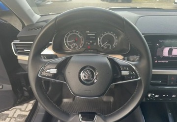 Skoda Kamiq Crossover 1.0 TSI 110KM 2021 Skoda Kamiq 1.0 TSI 110 KM 6 bieg.manual Style Benzyna 110KM, zdjęcie 19