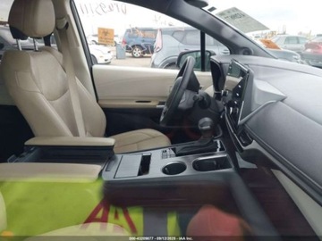 Toyota Sienna III 2023 Toyota Sienna Limited 2023 2.5l 2.5 Hybryda 189KM, zdjęcie 8