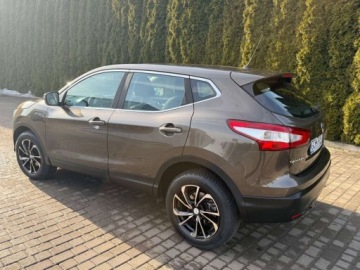 Nissan Qashqai II Crossover 1.2 DIG-T 115KM 2015 Nissan Qashqai Sliczny Qashqai 1.2Benz.115KM Navi Kamera Grzane Fotele Par, zdjęcie 2