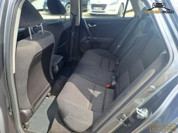 Honda Accord VIII Kombi 2.2 DTEC 150KM 2009 Honda Accord 2,2 i-DTEC 150KM automat klima elektryka alu wspomaganie navi, zdjęcie 10