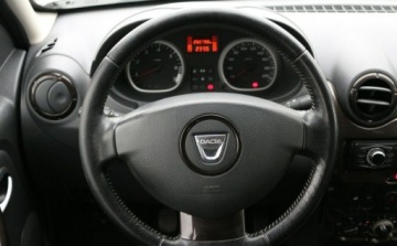 Dacia Duster I SUV 1.6 16V 105KM 2012 Dacia Duster Dacia Duster LPG Klima Zadbany Gotowy do jazdy 1.6, zdjęcie 15