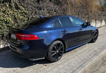 Jaguar XE Sedan 2.0 i4 163KM 2016 Jaguar XE 2.0 Diesel 163KM, zdjęcie 3