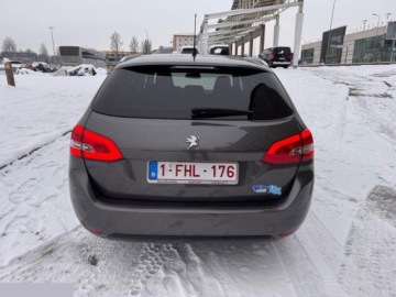 Peugeot 308 II SW 1.2 PureTech 130KM 2017 Peugeot 308 1.2 PureTech 130km GPF Stop &amp; Start Active Business-Paket 2017r, zdjęcie 10