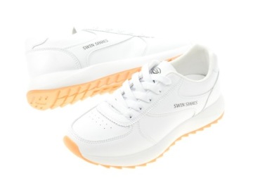 КУЗОВКА СПОРТИВНАЯ ЖЕНСКАЯ БЕЛАЯ, размер 37