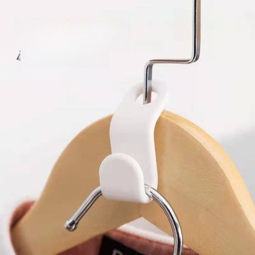 100 SZT. HACZYKI DO WIESZAKÓW DOMOWYCH HACZYKI ŁĄCZĄCE DO WIESZAKÓW SPACE SAVIN