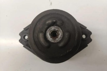 PŘEDNÍ ULOŽENÍ MOTORU MERCEDES-BENZ A2512403117 3.2L DIESEL 2009