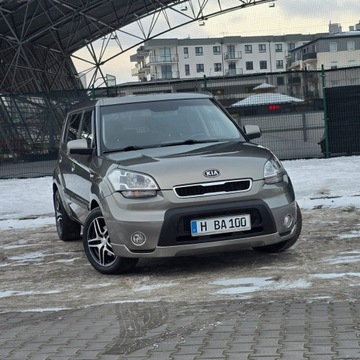 Kia Soul I Crossover 1.6 CRDI VGT 128KM 2009 Kia Soul I 1.6 CRDI Attract, zdjęcie 10