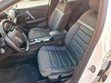 Citroen C4 III SUV 1.5 BlueHDi 131KM 2021 Citroen C4 Hed-Up. Automat. Asystent pasa, zdjęcie 16