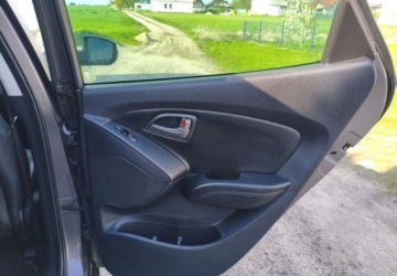 Hyundai ix35 SUV Facelifting 1.7 CRDi 115KM 2015 Hyundai ix35 Hyundai ix35 1.7 CRDi 2WD blue Style 1.7 Diesel 116KM, zdjęcie 24
