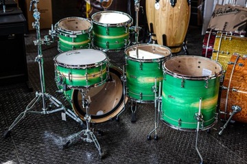 Полмуз Клен Модель 1 — 22/10/12/14/16/14SD – Инкрустация Художника Зеленого цвета к природе