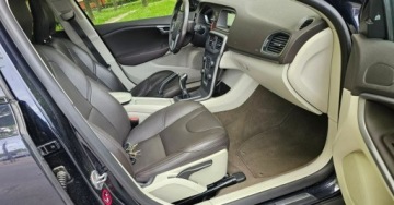 Volvo 2015 Volvo V40 Cross Country Cross Country 2015r. Bardzo ladny samochod 2.0, zdjęcie 8