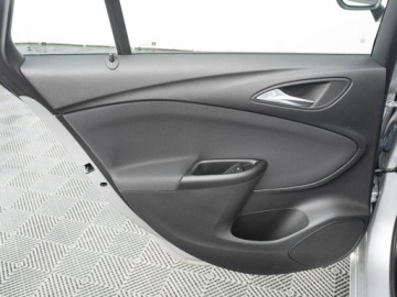 Opel Astra K Sportstourer Facelifting 1.2 Turbo 130KM 2022 Opel Astra GD8A832#1.2 T Edition 2 stref klima, zdjęcie 21
