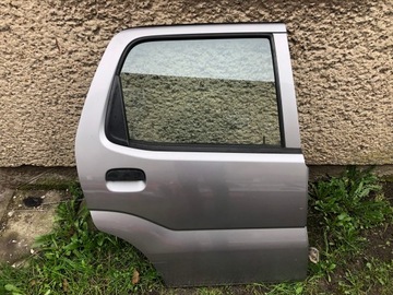 DVEŘE PRAVÉ ZADNÍ SUZUKI IGNIS SUBARU JE G3X ZU1