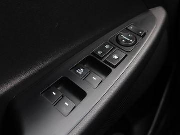 Hyundai Tucson III SUV 1.7 CRDI 115KM 2017 Hyundai Tucson 1.7 CRDi, Klima, Tempomat, zdjęcie 15