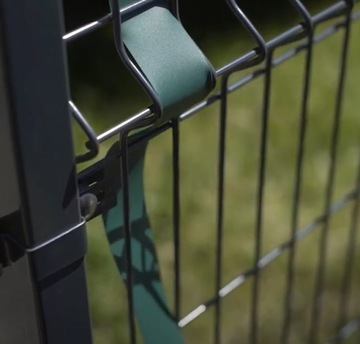 ЛЕНТА ДЛЯ ЗАБОРА ЗЕЛЕНАЯ узкая 4,75х35м + ЗАЖИМЫ