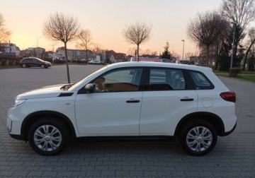 Suzuki Vitara III SUV Facelifting 1.0 BoosterJet 111KM 2018 Suzuki Vitara Zarejestrowany - benzyna - klimatyzacja - serwisowany Benzyna, zdjęcie 10