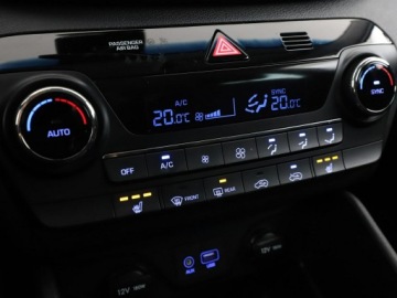 Hyundai Tucson III SUV 1.6 GDI 132KM 2017 Hyundai Tucson Niski przebieg Navi Czujniki, zdjęcie 24