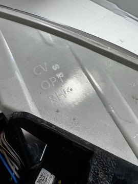 EV6 SVĚTLO ZADNÍ PRAVÁ ŠEDÁ AGT HNÍZDO NABÍJENÍ
