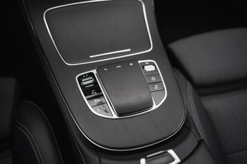 Mercedes Klasa E W213 All-terrain Facelifting 2.0 E220d 194KM 2021 Mercedes E E 220 d 4MATIC, Salon Polska, zdjęcie 22