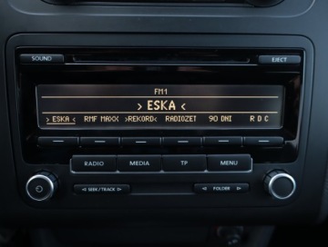 Volkswagen Touran II 1.6 TDI 105KM 2011 VW Touran 1.6 TDI, DSG, Klima, Klimatronic, zdjęcie 12