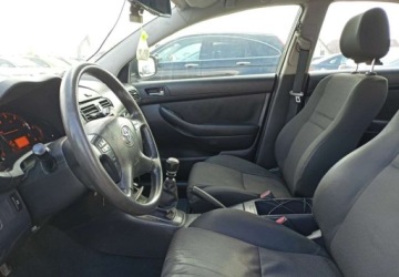 Toyota Avensis II Sedan 2.0 D-4D 126KM 2008 Toyota Avensis Toyota Avensis 2.0 Diesel 126KM, zdjęcie 7