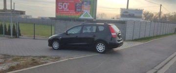 Hyundai i30 I CW Facelifting 1.4 DOHC 109KM 2012 Hyundai i30 1.4 benz ,bezwypadek ,po lifcie , 1.4 Benzyna 109KM, zdjęcie 2