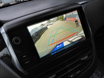 Peugeot 2008 I SUV Facelifting 1.2 PureTech 110KM 2019 Peugeot 2008 Kamera Panorama Alu PDC Sensor 1.2 Benzyna 110KM, zdjęcie 8