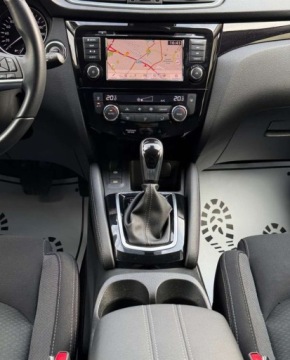 Nissan Qashqai II Crossover Facelifting 1.3 DIG-T 158KM 2021 Nissan Qashqai Automat, salon PL, Dach Panorama, Kamery 360 czujniki, Navi, zdjęcie 13