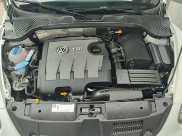 Volkswagen Beetle Hatchback 3d 1.6 TDI 105KM 2015 Volkswagen Beetle bezwypadkowy wyposażen, zdjęcie 32
