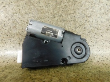 M9533010C 136536 MECHANIZM SZYBERDACHU MITSUBISHI PAJERO IV 06 - 17
