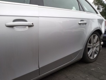 AUDI A4 B8 DVEŘE ZADNÍ LEVÉ KOMBI