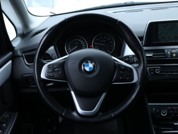 BMW Seria 2 F22-F23-F45-F46 Gran Tourer 218i 136KM 2015 BMW 2 Active Tourer 218i Active Tourer, Navi, zdjęcie 23