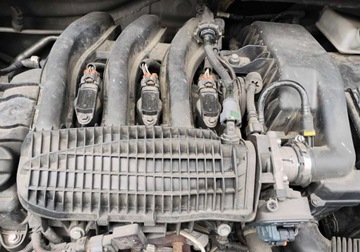 Citroen C3 II 2014 Citroen C3 2014r, 1.2 Benzyna. Lekko uszkodzony tyl. Jezdzi. 1.2 Benzyna, zdjęcie 18