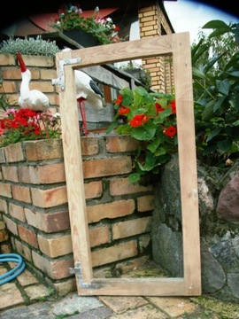 Старое окно, ретро оконная рама