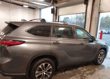 Toyota Highlander III 2023 Toyota Highlander 2023, XLE, 2.4L, od ubezpieczalni 2.4 Benzyna 269KM, zdjęcie 6