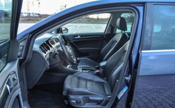 Volkswagen Golf VII Variant 1.6 TDI CR DPF BlueMotion Technology 105KM 2014 Volkswagen Golf Salon PL 2014 r. 1.6 Diesel 105KM, zdjęcie 6