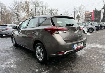 Toyota Auris II Hatchback 5d Facelifting 1.33 Dual VVT-i 99KM 2016 Toyota Auris salon Polska, serwis ASO Toyota, 58 tys km, czujniki park., G, zdjęcie 23