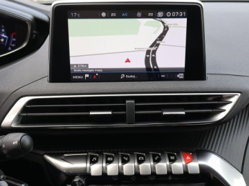 Peugeot 3008 II Crossover 1.2 PureTech 130KM 2018 Peugeot 3008 1.2 PureTech, Automat, Navi, Klima, zdjęcie 12