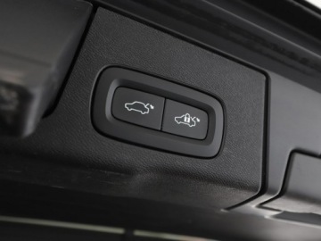 Volvo XC60 II 2021 Volvo XC 60 FV23% B4 (mHEV) automat skóra navi, zdjęcie 34