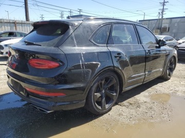 Bentley Bentayga 2021 Bentley Bentayga 2021 4.0l 4.0 Benzyna 542KM, zdjęcie 3