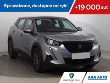 Peugeot 2008 II SUV 1.2 PureTech 100KM 2021 Peugeot 2008 1.2 PureTech, Salon Polska
