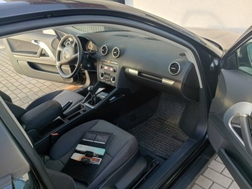 Audi A3 8P Hatchback 3d 1.6 102KM 2005 Audi A3 220tyś przebiegu, zdjęcie 15