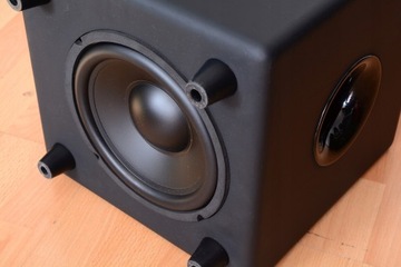 FOCAL CUB 3 BLACK — АКТИВНЫЙ САБВУФЕР, УНИКАЛЬНЫЙ ДИЗАЙН И ВЗРЫВ НАСОВ
