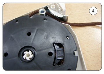 Втягивающее устройство ALUPROF для наружных рулонных штор со шнуром