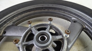 Yamaha XJ 600 S Diversion возле переднего обода