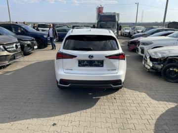 Lexus NX I SUV Facelifting 300h 197KM 2018 Lexus NX 300H Hybryda Automat 197KM, zdjęcie 7