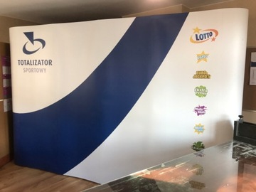 Рекламная стена POP UP, ширина 414 x высота 229, с печатью HIT