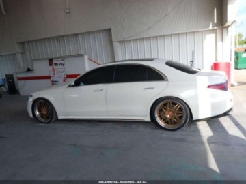 Mercedes Klasa S W223/V223 2021 Mercedes-Benz Klasa S 580 4Matic 2021 4.0l 4.0 Benzyna 496KM, zdjęcie 2